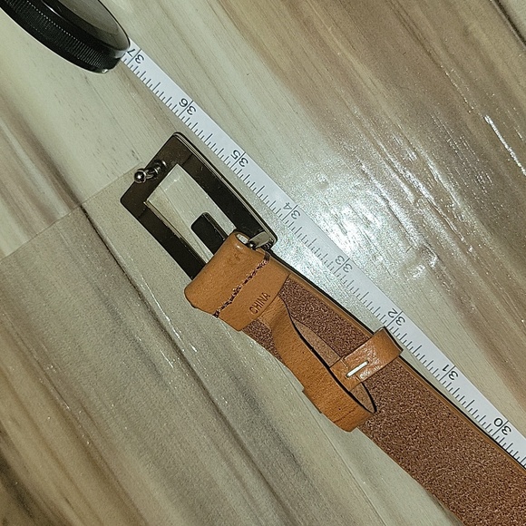 Guess Rhinestone Buckle & Camel Color Belt - Picture 16 of 16